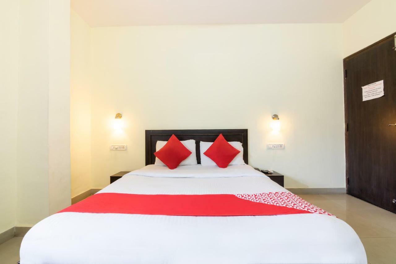 Oyo 345 Hotel Red Mount Aquilla Bangalore Luaran gambar